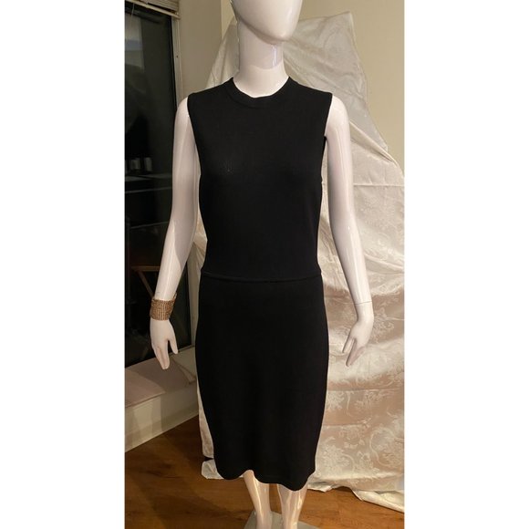 ST. JOHN COLLECTION KNIT SLEEVELESS DRESS  (6) EUC - Picture 2 of 8